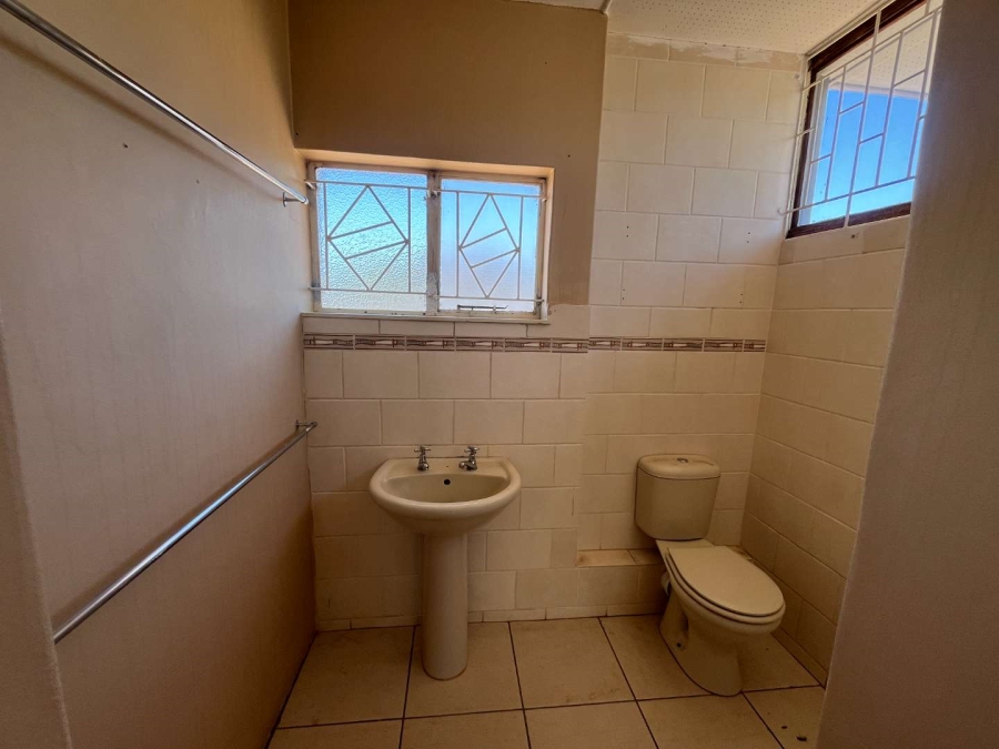 4 Bedroom Property for Sale in Keimoes Northern Cape